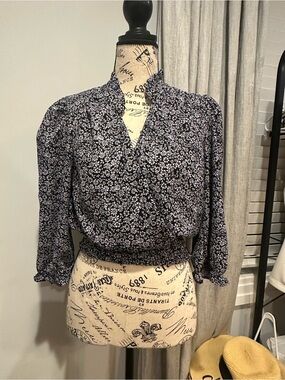 Monteau Navy and White Floral V-Neck Smocked Waist Blouse